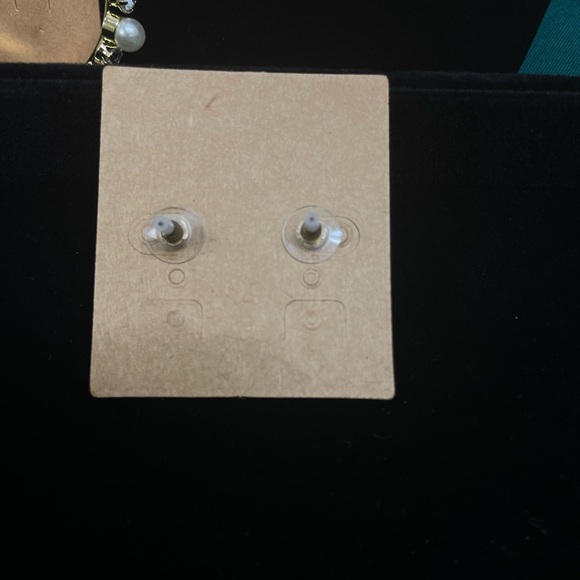 Plunder Gold Earrings with Iridescent Sparkle - Picture 4 of 4